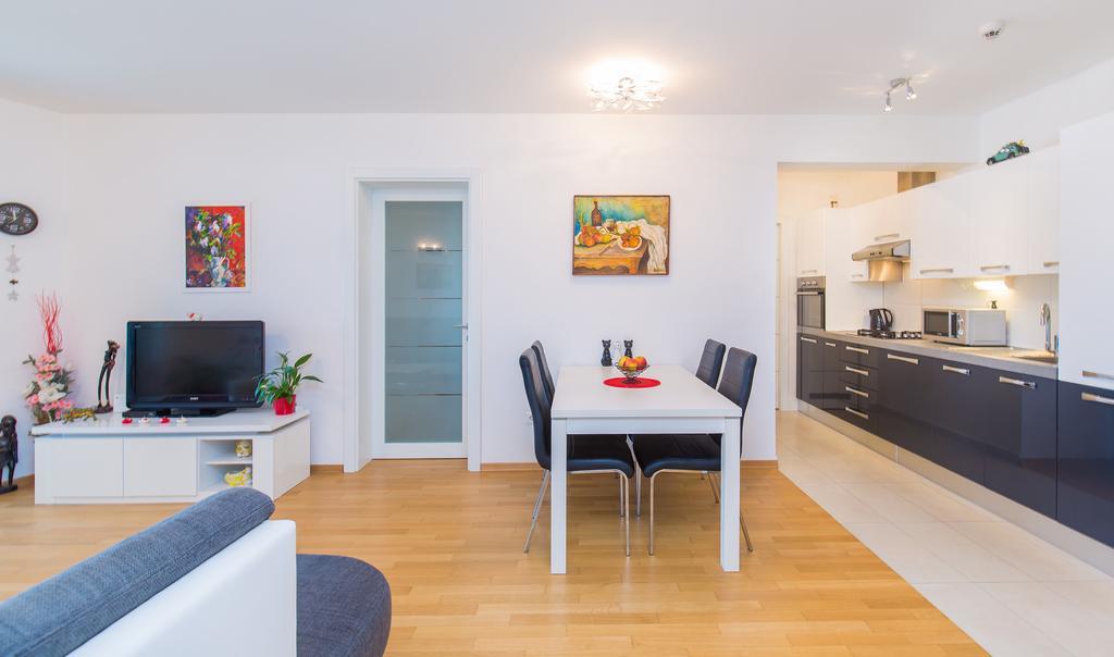 Bay View Apartment Fantastik Dubrovnik Eksteriør billede
